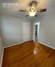 608 Knoll Dr, Unit 4 in Norwalk, IA - Building Photo - Building Photo