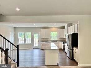 2103 Rivers Dr in Newark, DE - Building Photo - Building Photo