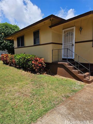 844 Wahinani St in Pearl City, HI - Building Photo - Building Photo