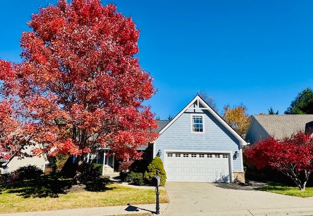50 Grove End Rd in Fletcher, NC - Building Photo