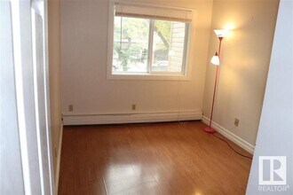 8149-8111 111 St NW in Edmonton, AB - Building Photo - Building Photo