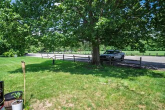 5770 Stormcroft Ave in Westerville, OH - Foto de edificio - Building Photo