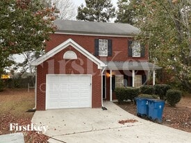 637 Old Ivy Chase in Riverdale, GA - Building Photo