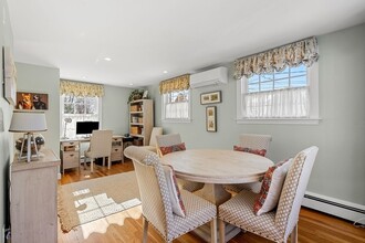 9 Brimblecomb Ave in Marblehead, MA - Building Photo - Building Photo