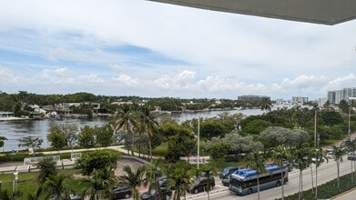 6305 Indian Creek Dr, Unit 5A in Miami Beach, FL - Building Photo - Building Photo