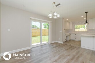 5510 93rd Ave N in Pinellas Park, FL - Foto de edificio - Building Photo