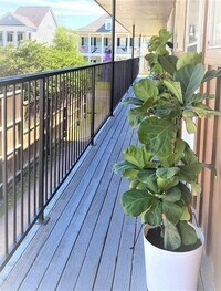 427 W 17th St photo'