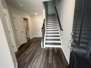 2527 Laurel Valley Way in Raleigh, NC - Building Photo - Building Photo
