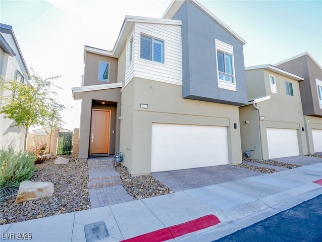 property at 9253 Casa Sierra Ln