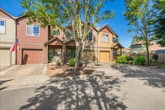 455 SW 149th Terrace in Beaverton, OR - Building Photo - Building Photo