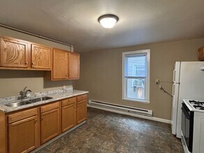 1221 Galtier St in St. Paul, MN - Building Photo - Building Photo