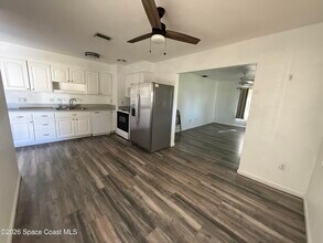 805 Camellia Dr in Melbourne, FL - Building Photo - Building Photo