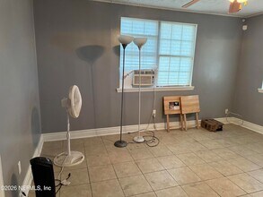 1138 E 19th St, Unit #3203 in Jacksonville, FL - Building Photo - Building Photo