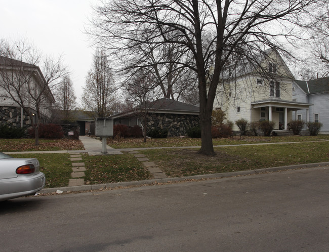 P Street Apartments in Lincoln, NE - Building Photo - Building Photo