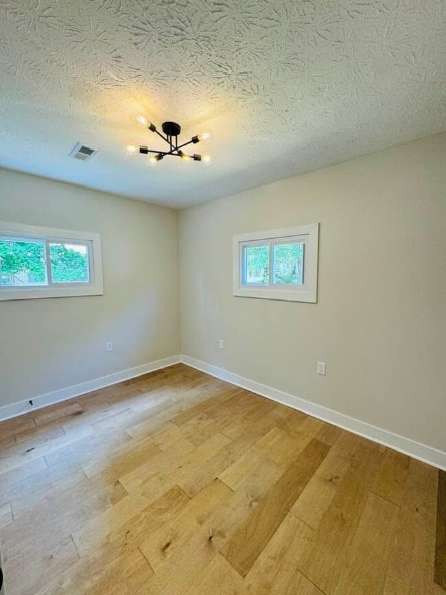 306 Manley Ave in Vine Grove, KY - Building Photo - Building Photo