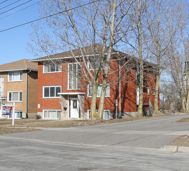 20 Raitar Ave in Kitchener, ON - Building Photo - Building Photo