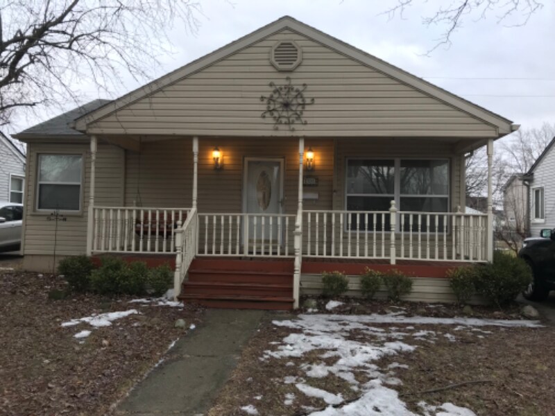 2326 Barrett Ave in Royal Oak, MI - Building Photo