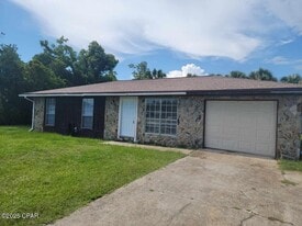 6321 Olokee St in Panama City, FL - Building Photo