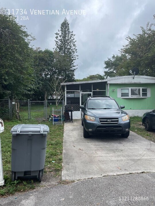 11734 Venetian Ave in Boca Raton, FL - Building Photo
