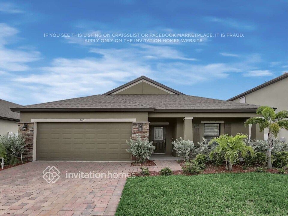 1001 Peta Wy in Melbourne, FL - Building Photo