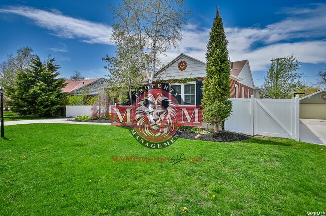 2218 Wilmington Cir in Salt Lake City, UT - Foto de edificio - Building Photo