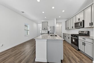 3914 Windy Whisper Dr in Brookshire, TX - Building Photo - Building Photo