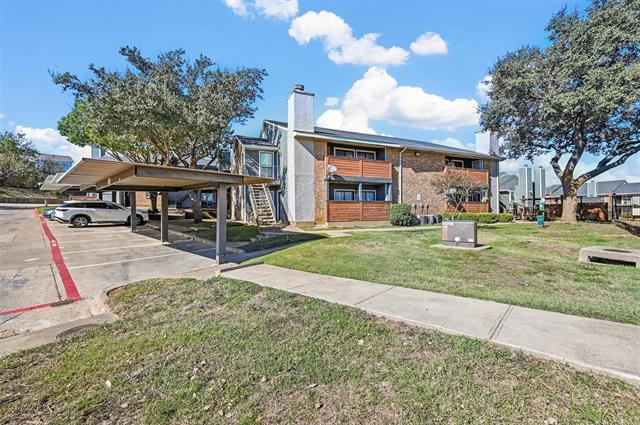 3919 Pleasant Run Rd-Unit -113 in Irving, TX - Foto de edificio