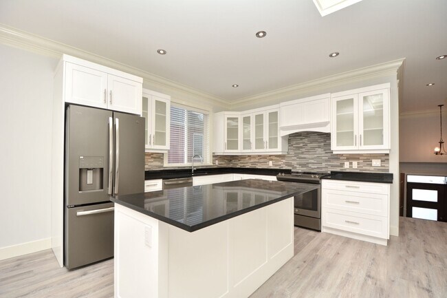 8323-A-8388 88 Ave in Fort St John, BC - Building Photo - Building Photo