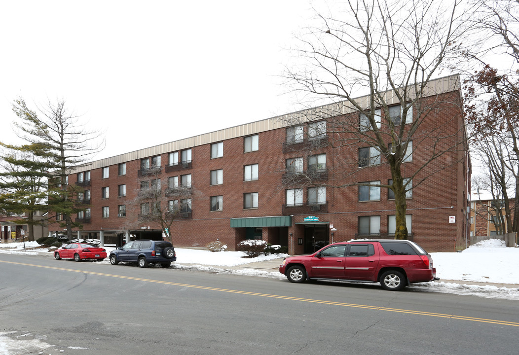 Clemens Place Apartment Homes in Hartford, CT - Building Photo