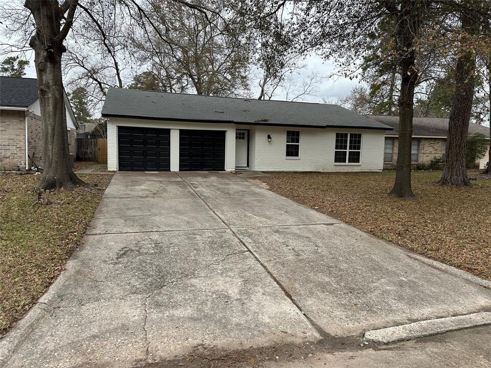 4219 Sloangate Dr in Spring, TX - Building Photo