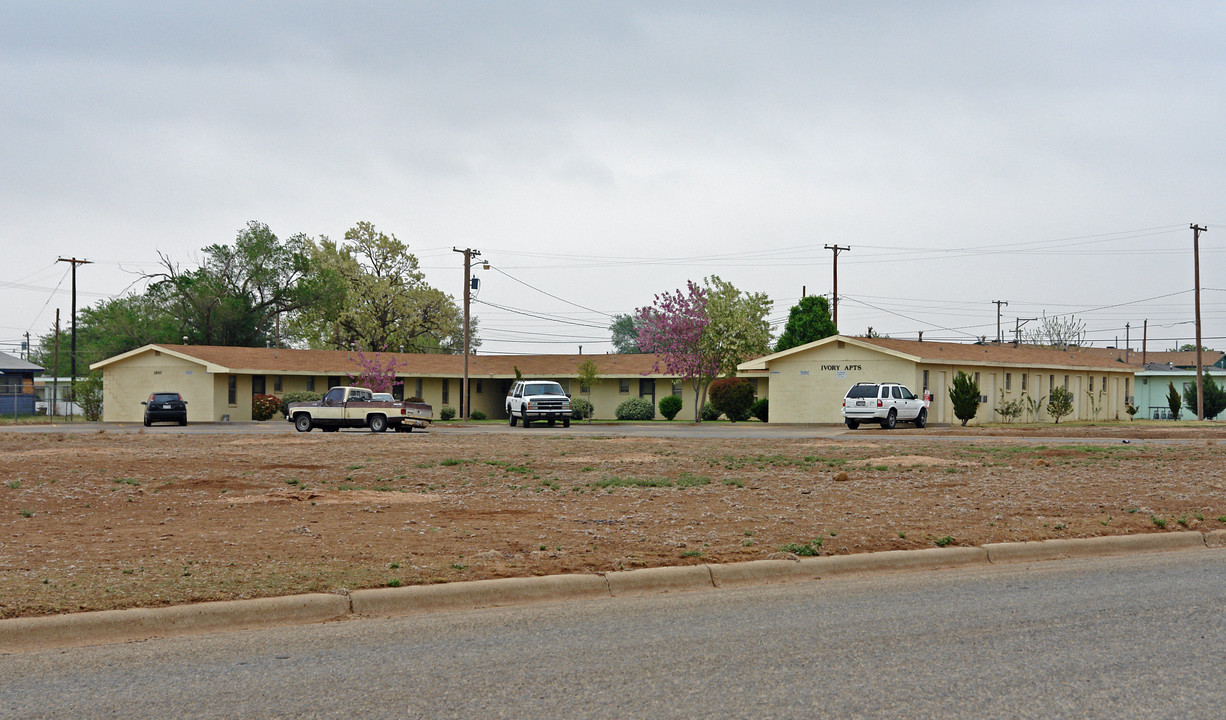 Ivory Apartments in Lubbock, TX - Foto de edificio