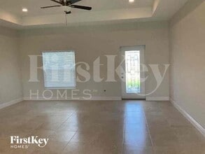 921 NW 15th Pl in Cape Coral, FL - Building Photo - Building Photo