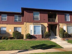 Knox Properties in Inglewood, CA - Building Photo