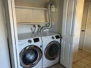 2586 Tosca Way in San Jose, CA - Foto de edificio - Building Photo