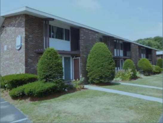 Peabody Park in Peabody, MA - Foto de edificio