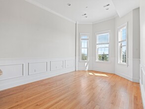 1422 Columbia Rd, Unit 3 in Boston, MA - Building Photo - Building Photo