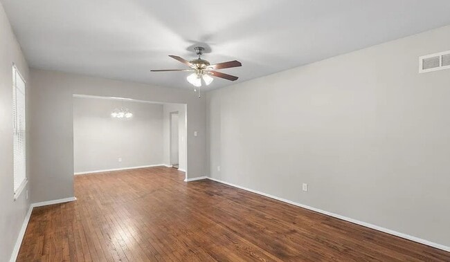 11588 Galba Dr in Florissant, MO - Foto de edificio - Building Photo