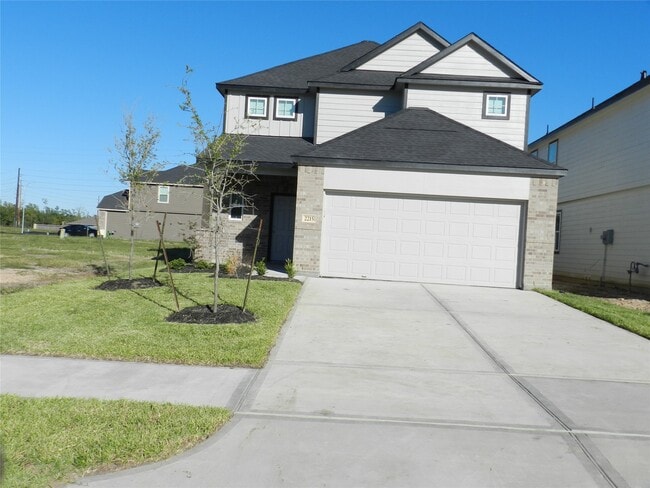 2215 Emerald Diamond Ct
