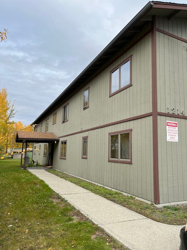 property at 1214 Twentieth Ave