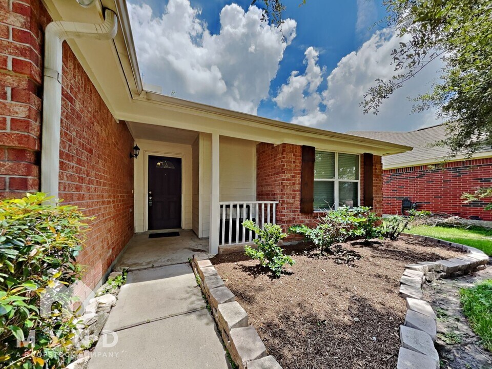 2810 Orchid Tree Ln in Katy, TX - Foto de edificio