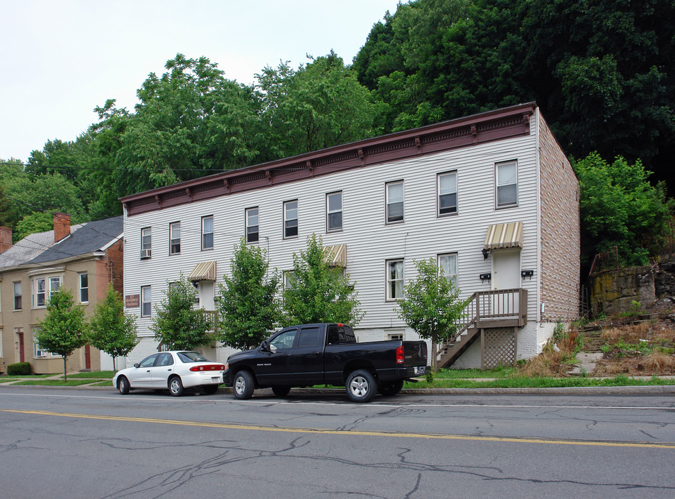 Mayhack Apartment in Troy, NY - Foto de edificio