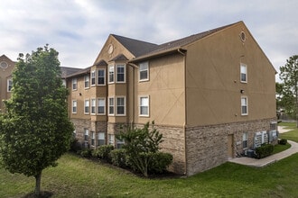 West Oaks Terrace in Houston, TX - Building Photo - Building Photo
