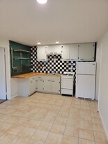 2339 Boas St, Unit 10 in Penbrook, PA - Building Photo