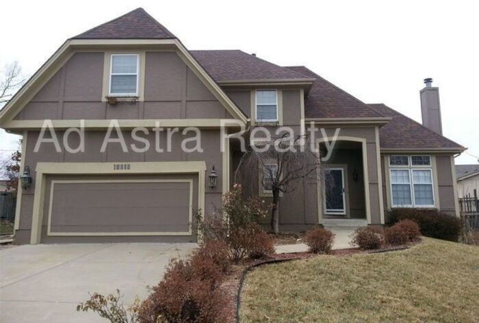 15810 Beverly St in Overland Park, KS - Building Photo