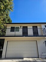 1107 Carlsbad Pl, Unit 1107 Carlsbad Place in Ventura, CA - Building Photo