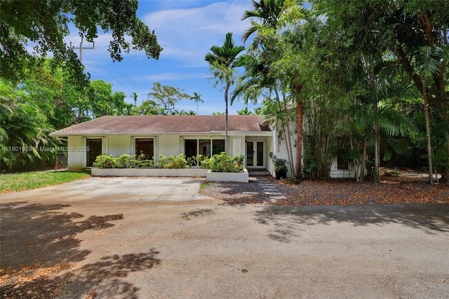20260 NE 25th Ave in Miami, FL - Building Photo - Building Photo