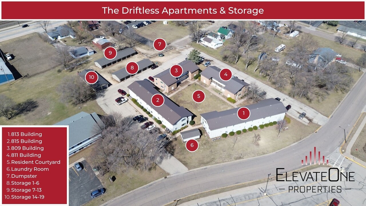 813 S Dousman St in Prairie Du Chien, WI - Foto de edificio