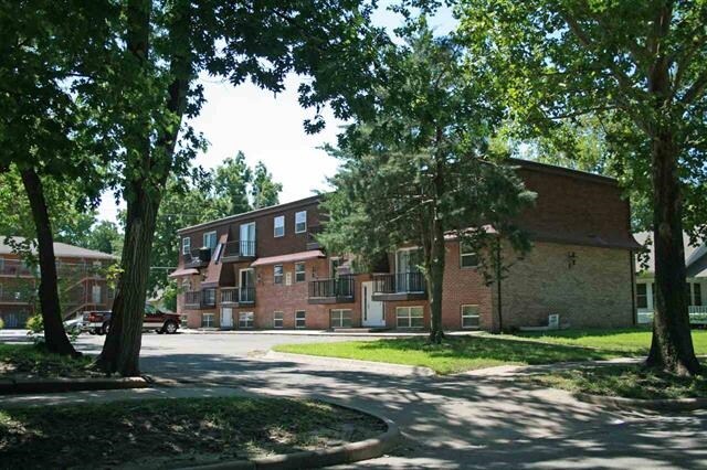 1115-1119 Kearney St in Manhattan, KS - Building Photo