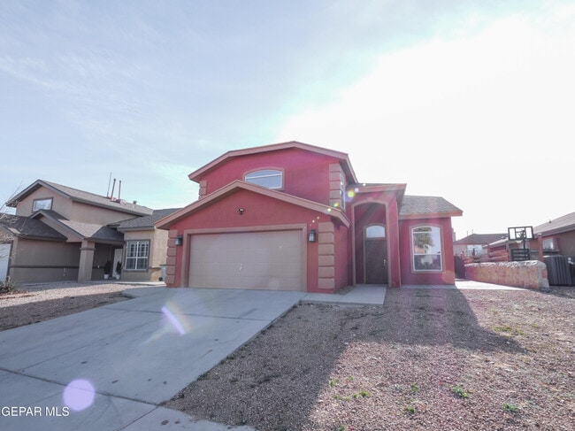 3313 Tierra Yvette Ln in El Paso, TX - Building Photo - Building Photo