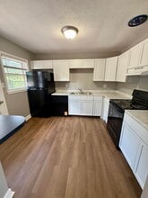 2080 St Christopher Dr in Lexington, KY - Building Photo - Building Photo